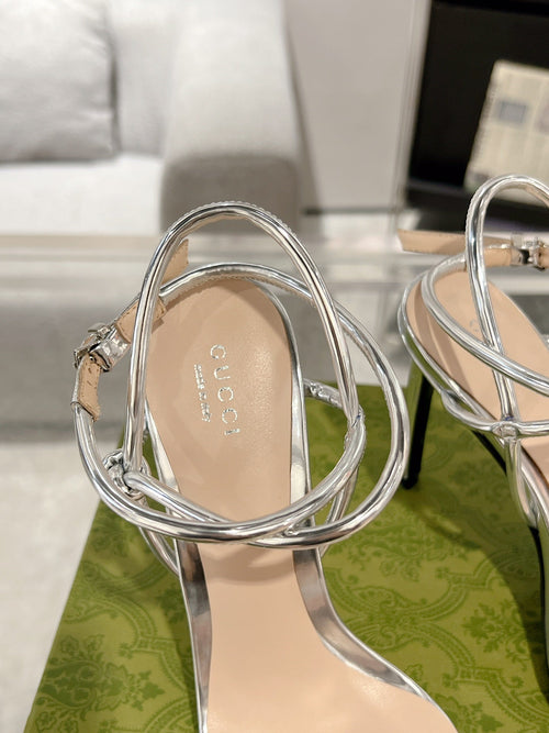 GUCCI 105 STRAPPY SANDAL SILVER CALFSKIN