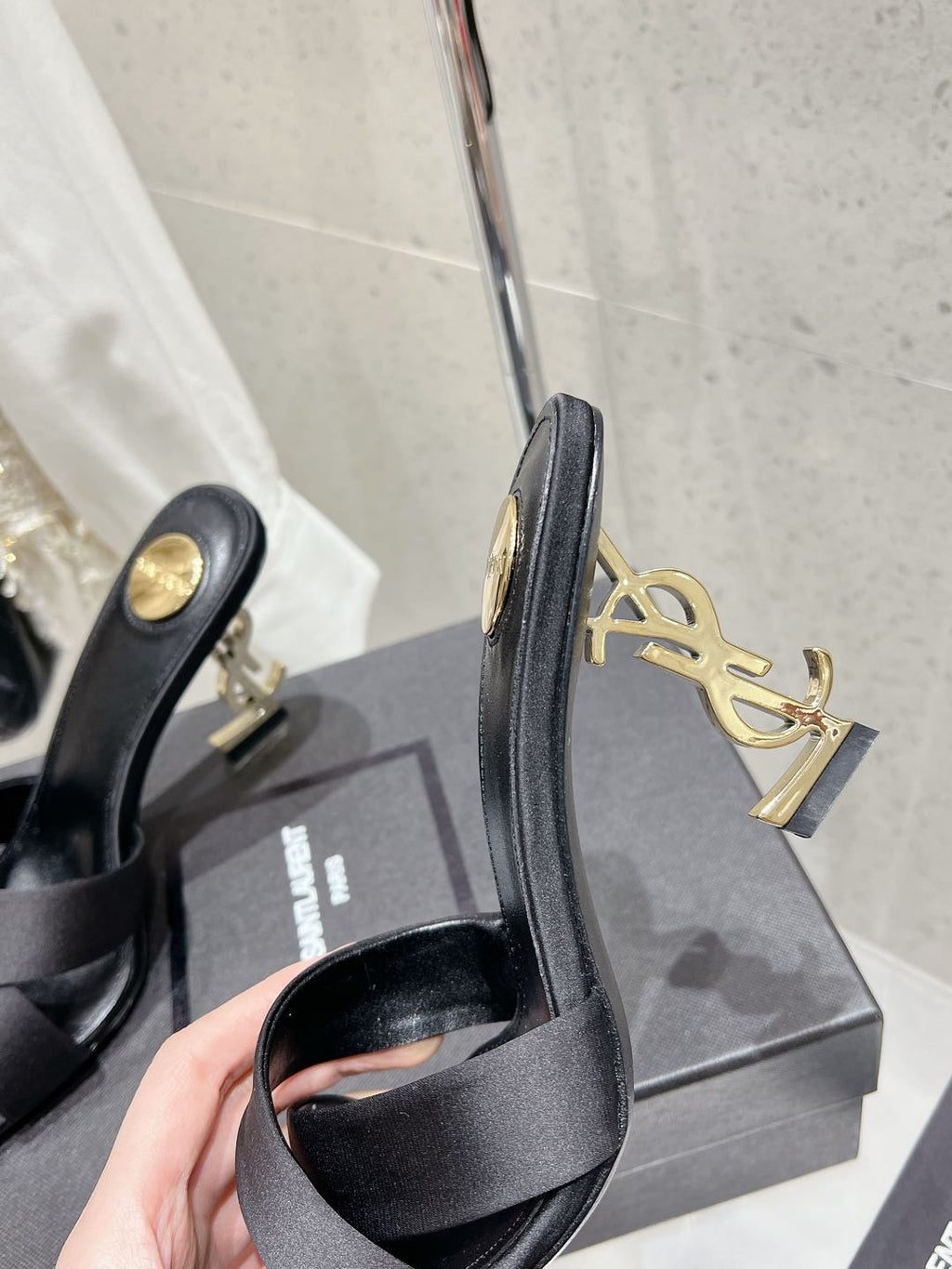 LOUIS VUITTON OPYUM HIGH MULES 85 MM IN BLACK SATIN CREPE