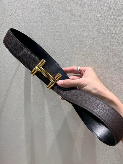 HERMES TRAVERSE BELT BUCKLE & REVERSIBLE CHOCOLATE BROWN AND BLACK LEATHER STRAP 38 MM GOLD HARDWARE