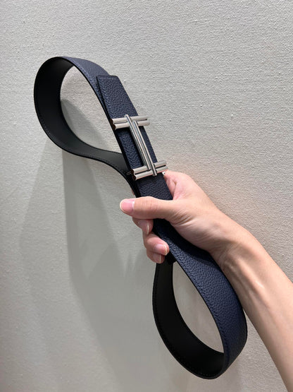 HERMES TRAVERSE BELT BUCKLE & REVERSIBLE NAVY BLUE LEATHER STRAP 38 MM SILVER HARDWARE