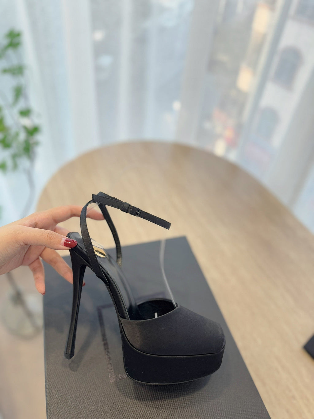 LOUIS VUITTON LA SCANDALE HIGH 14 CM PLATFORM SANDALS IN BLACK SATIN CREPE