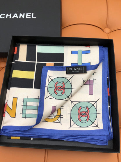 CHANEL 25S SCARF 90 IN SILK 704587