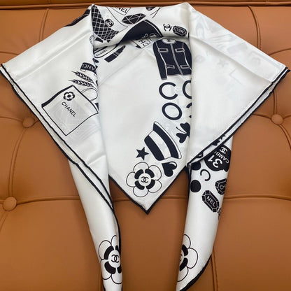 CHANEL 25S SCARF 90 IN SILK 703697