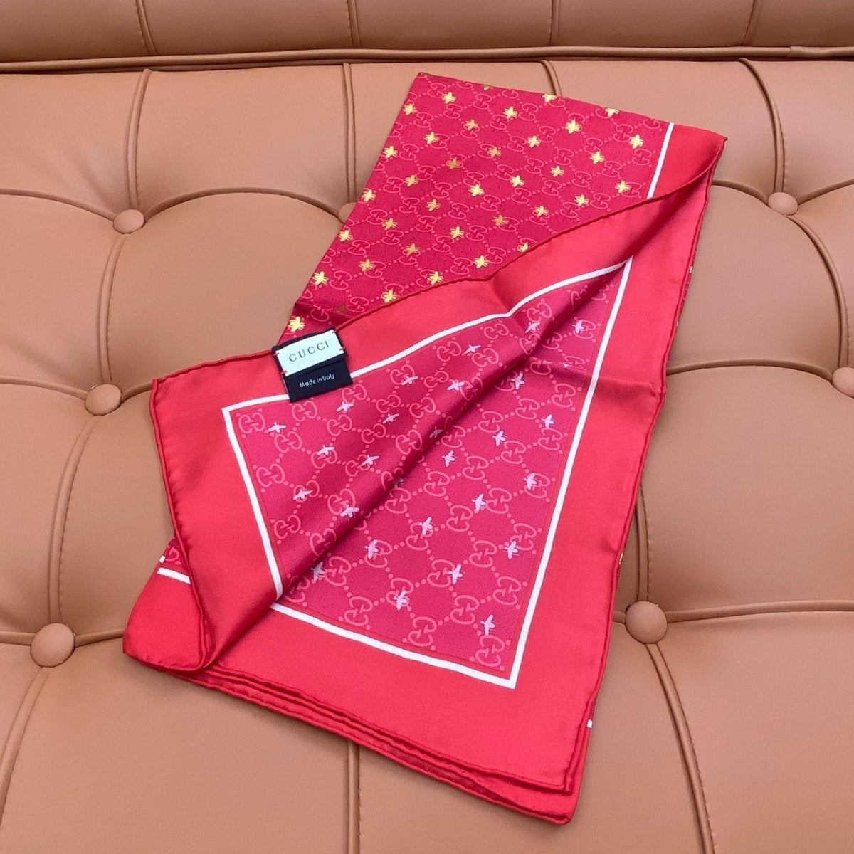 GUCCI 25S SCARF 90 IN SILK 709693
