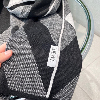 LOEWE SCARF 180 CM IN BLACK CASHMERE 386729