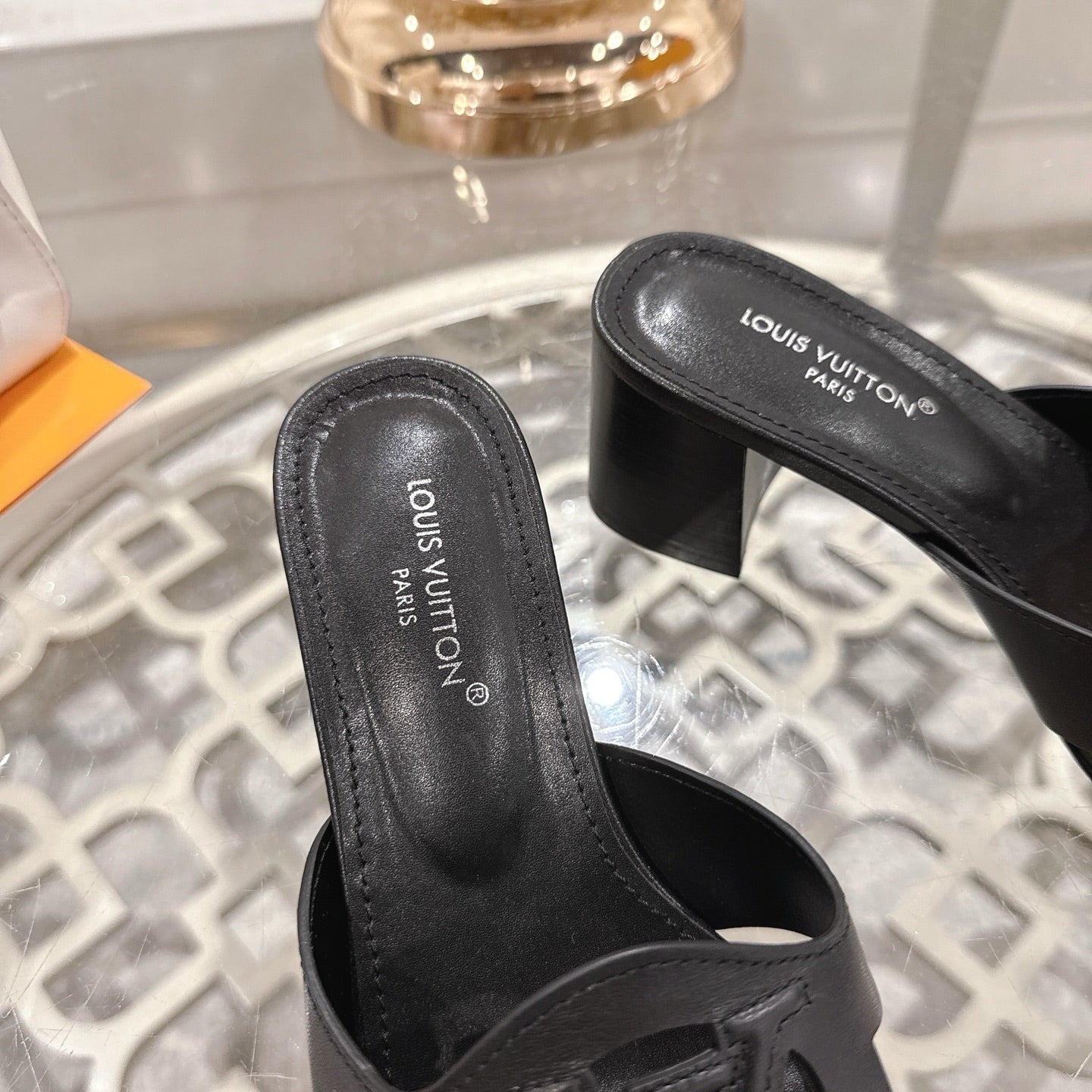 LOUIS VUITTON ISOLA HIGH 55 MM MULE IN BLACK CALFSKIN