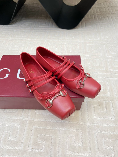GUCCI BALLET FLAT CRIMSON HORIZONTAL STRAPS LAMBSKIN