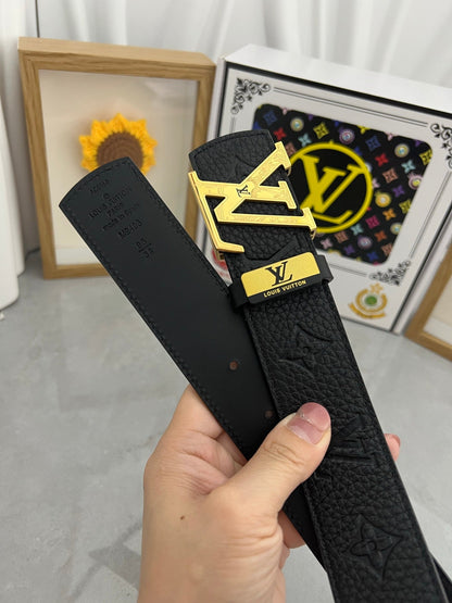 LOUIS VUITTON LV 25S BELT 38 MM IN BLACK CALFSKIN 593284