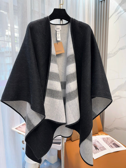BURBERRY WOOL CAPE 140 CM BLACK AND LIGHT GRAY 394535