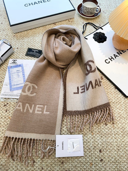 CHANEL 25S SCARF 184 CM IN MERINO WOOL 943169