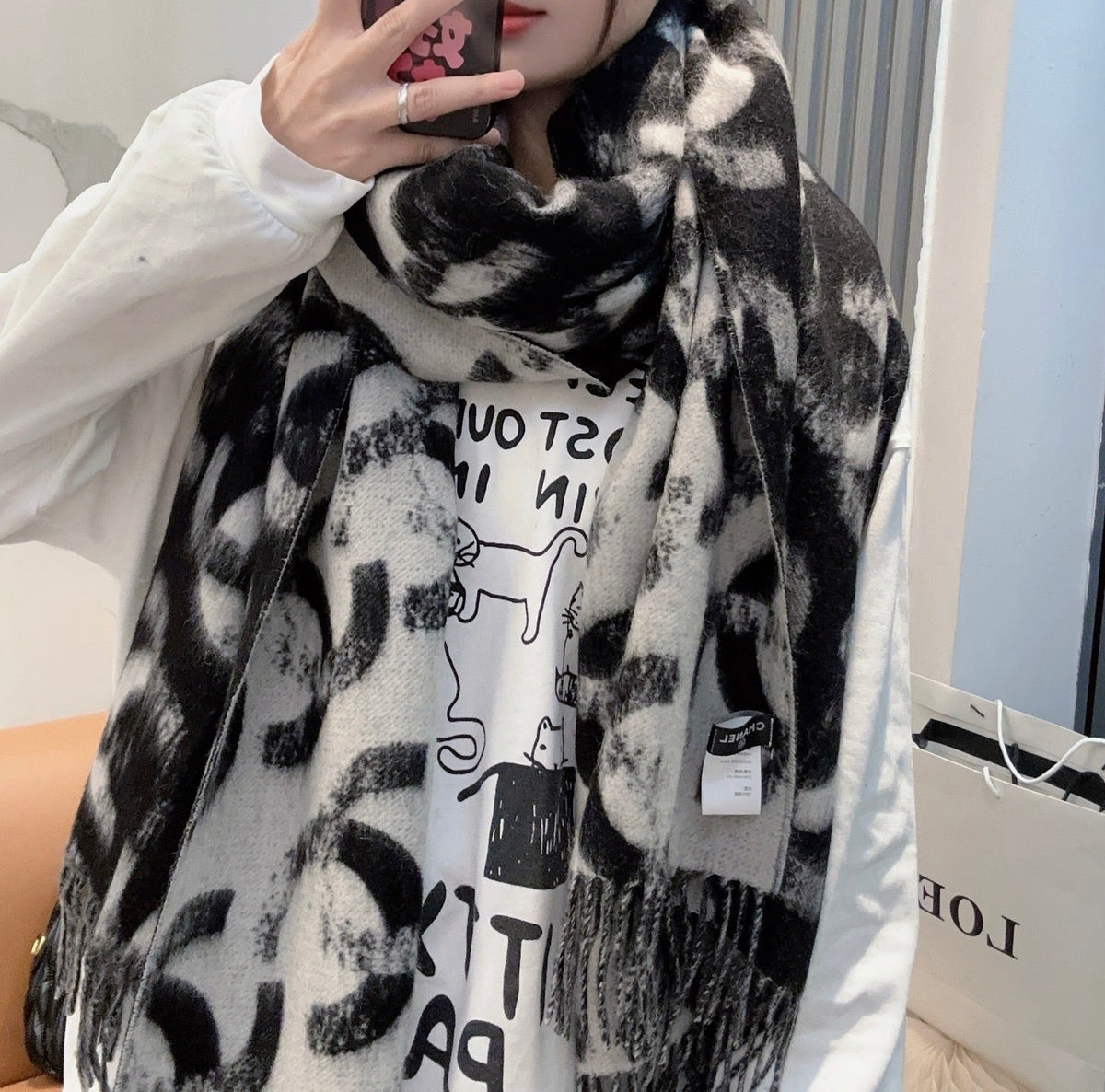 CHANEL 25S SCARF 210 CM IN CASHMERE 943937