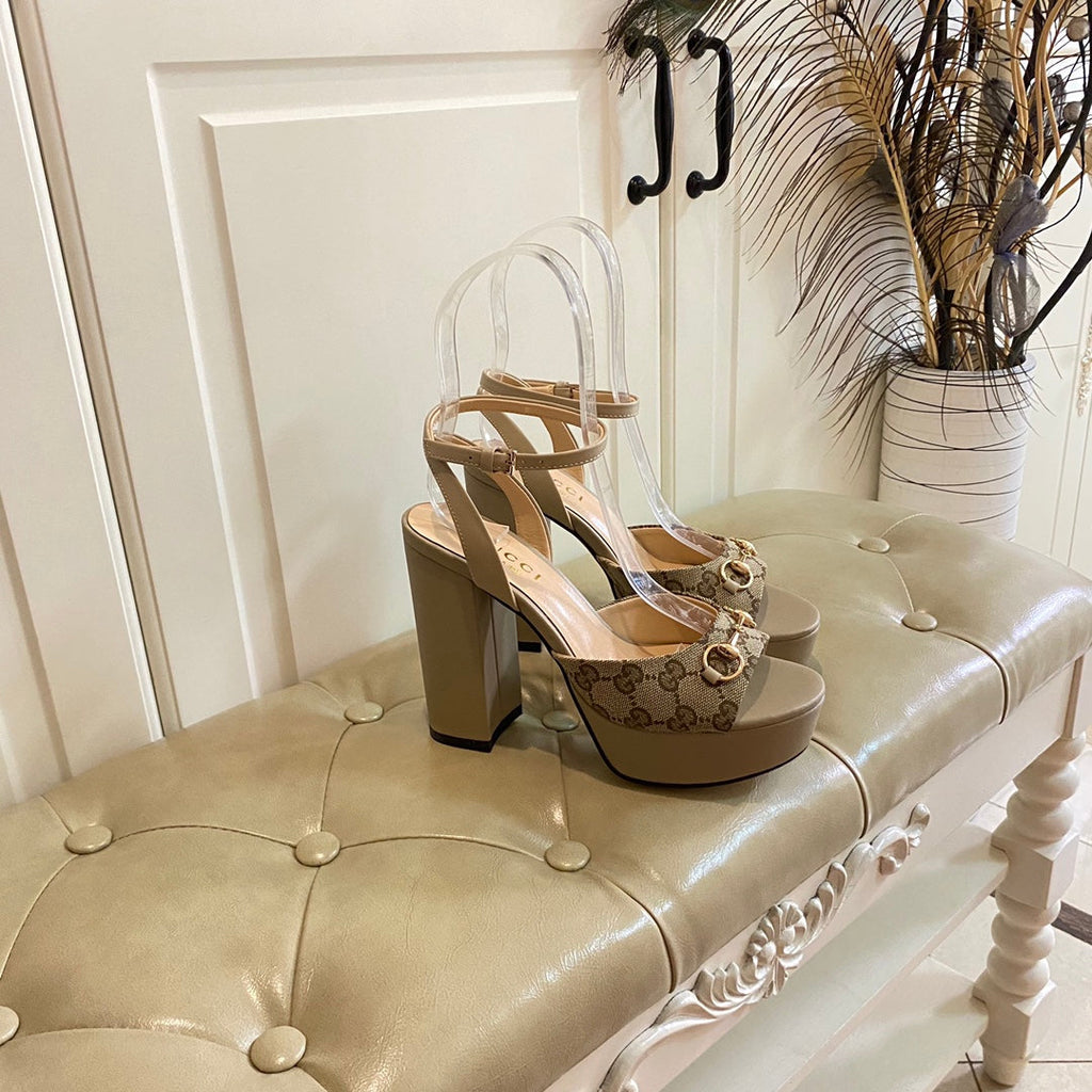GUCCI HORSEBIT PLATFORM SANDAL IN KHAKI BEIGE MONOGRAM CANVAS AND SHEEPSKIN LINING