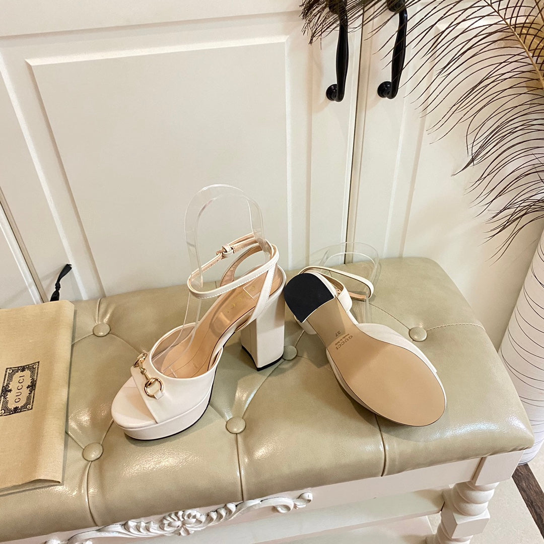 GUCCI HORSEBIT PLATFORM SANDAL IN WHITE SHEEPSKIN