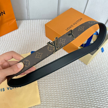 LOUIS VUITTON Pretty LV 30mm Reversible Belt Black Gold Buckle Black Brown Leather