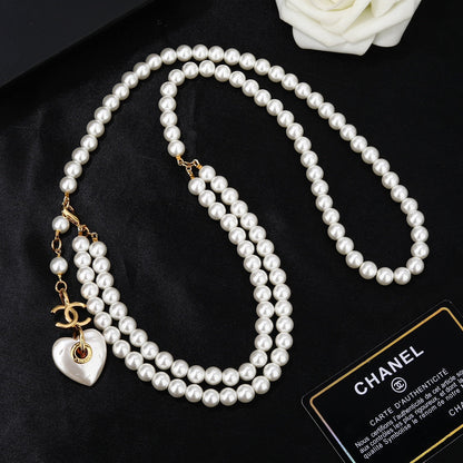 CHANEL 25S CHAIN BELT IN WHITE PEARL 614404