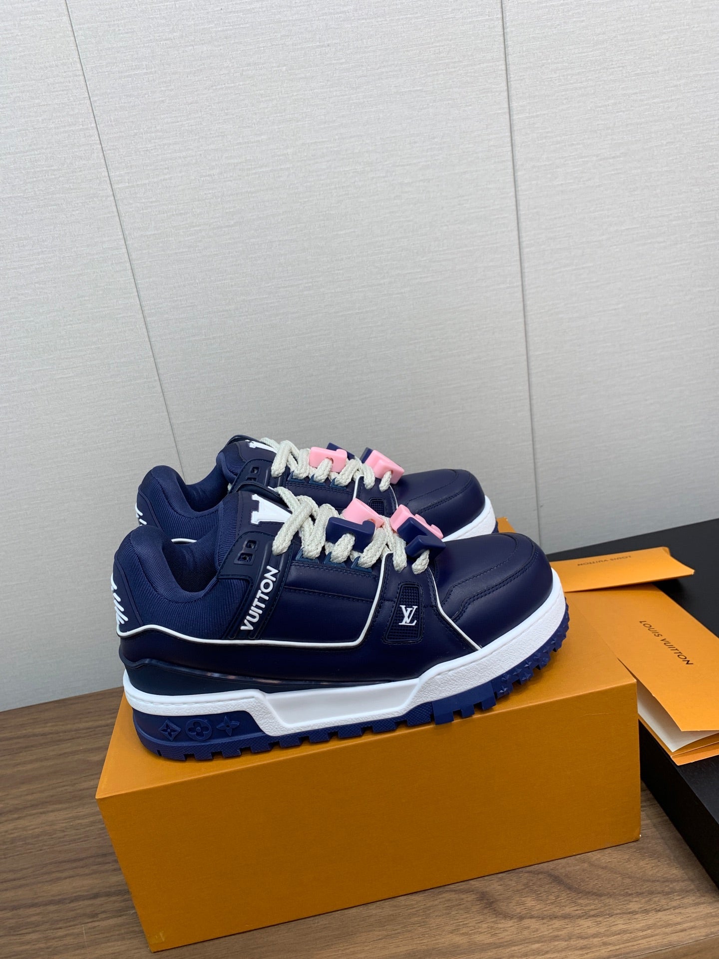 LOUIS VUITTON LV WOMEN'S TRAINER IN NAVY BLUE CALFSKIN