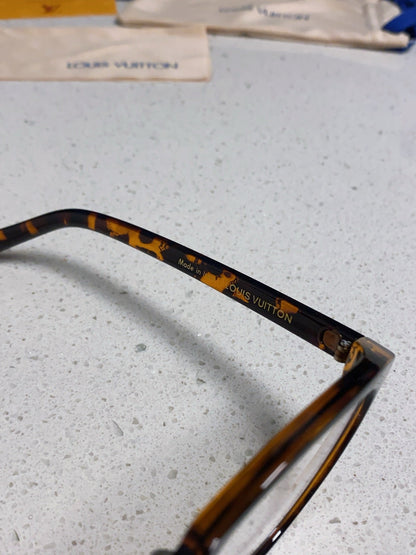 LOUIS VUITTON CAT EYE SUNGLASSES 573323 IN HAVANA ACETATE MONOGRAM LOGO