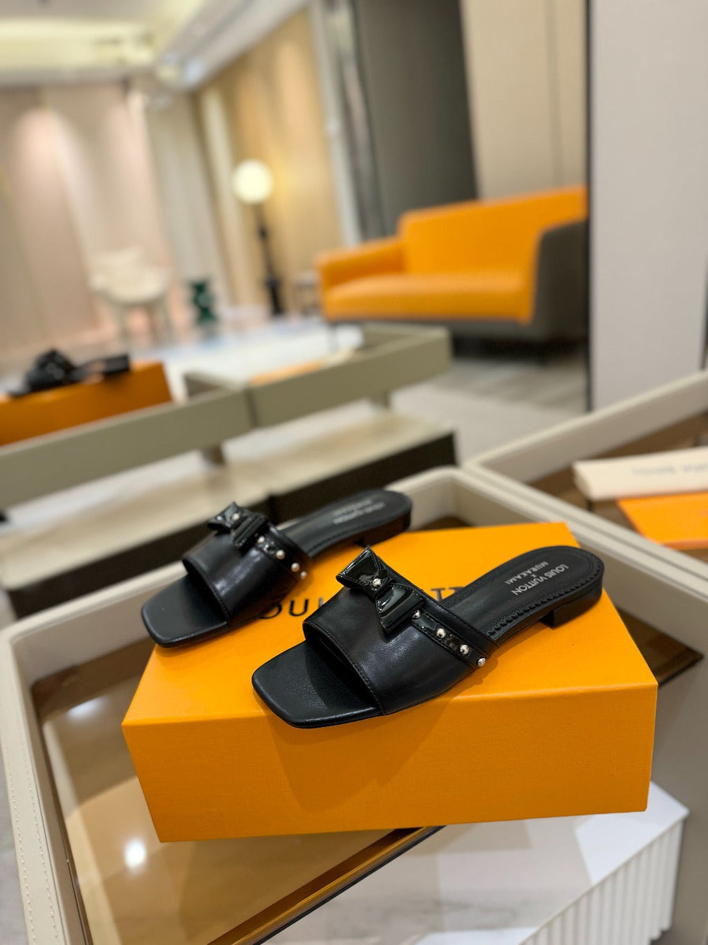 LOUIS VUITTON LV X TM 6AM FLAT MULE IN BLACK CALFSKIN