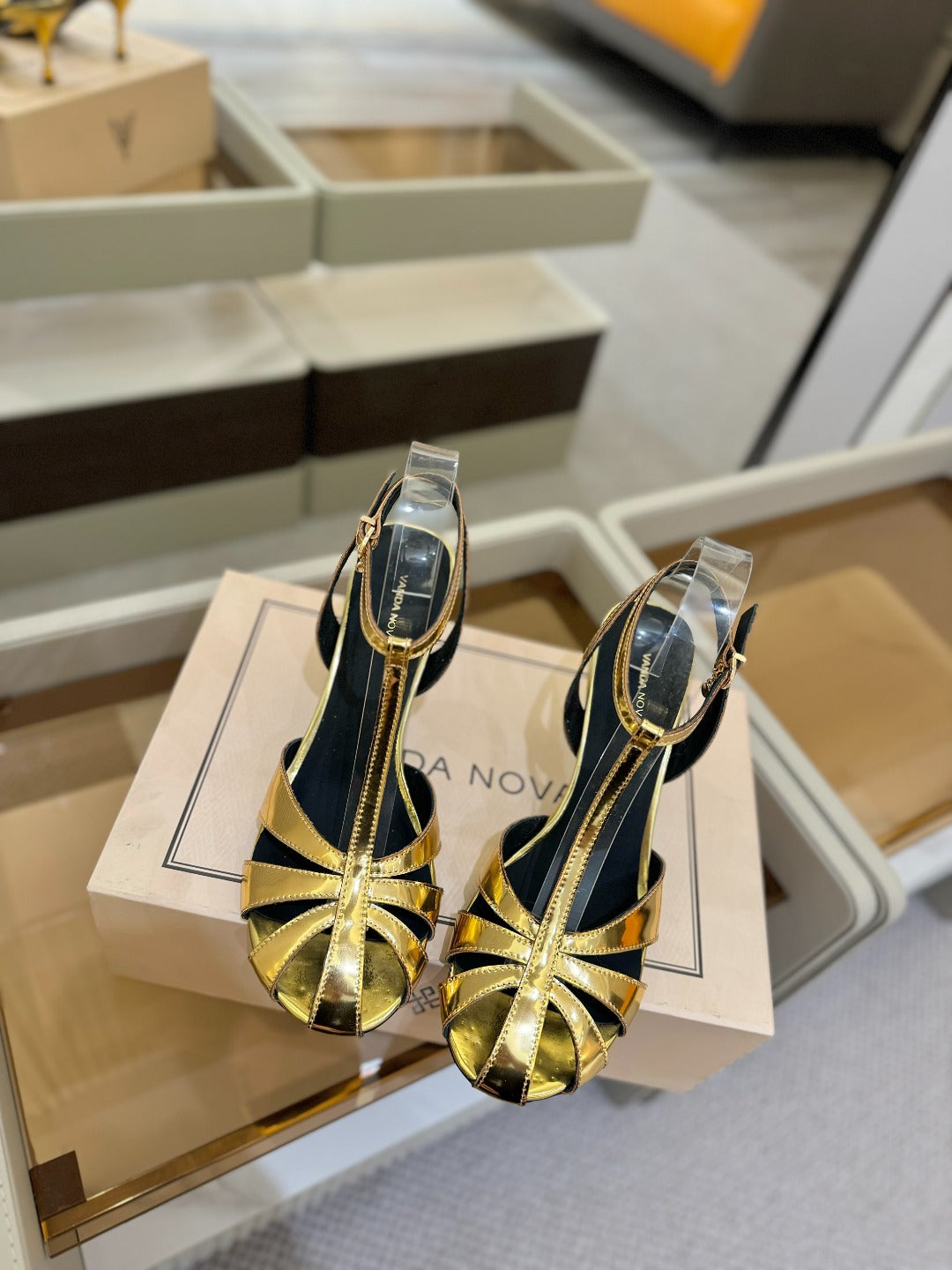 LOUIS VUITTON HIGH SANDALS 75 MM IN GOLD CALFSKIN