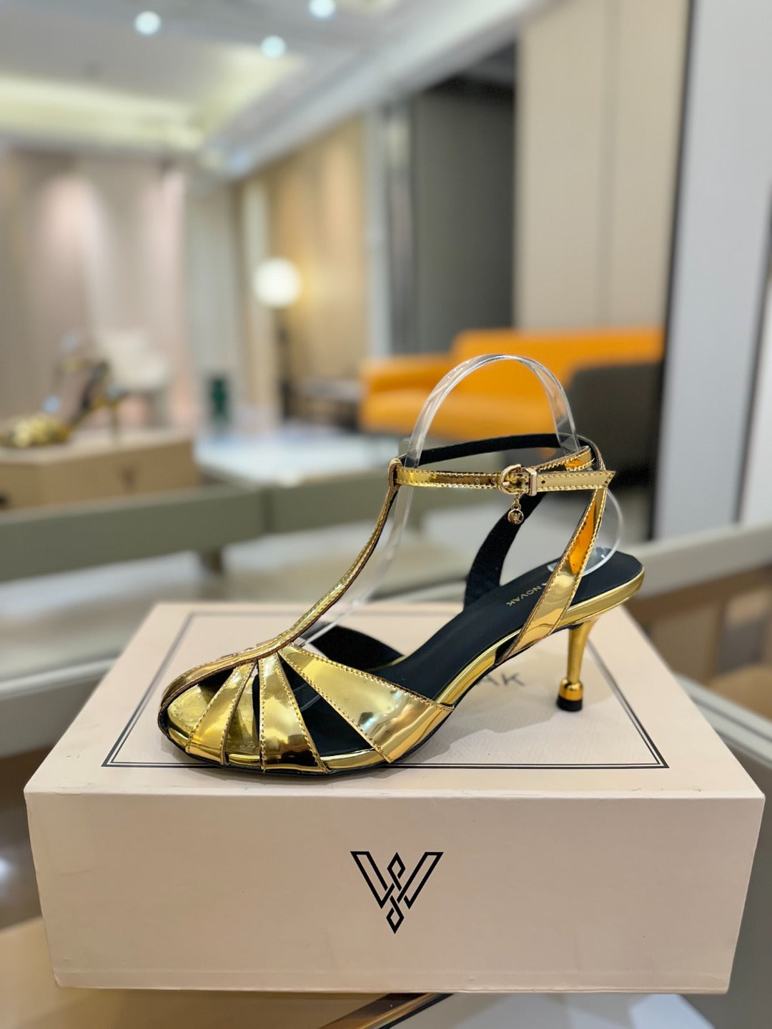 LOUIS VUITTON HIGH SANDALS 75 MM IN GOLD CALFSKIN