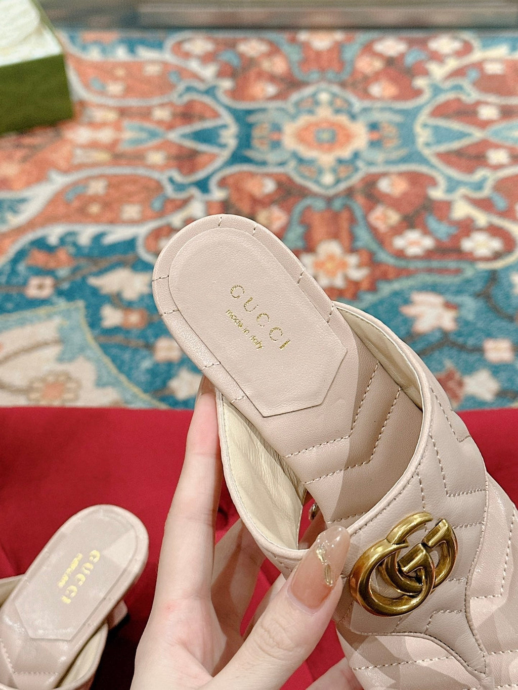 GUCCI HIGH THONG MULE 55MM IN BEIGE CREAM CALFSKIN WITH GOLD HARDWARE