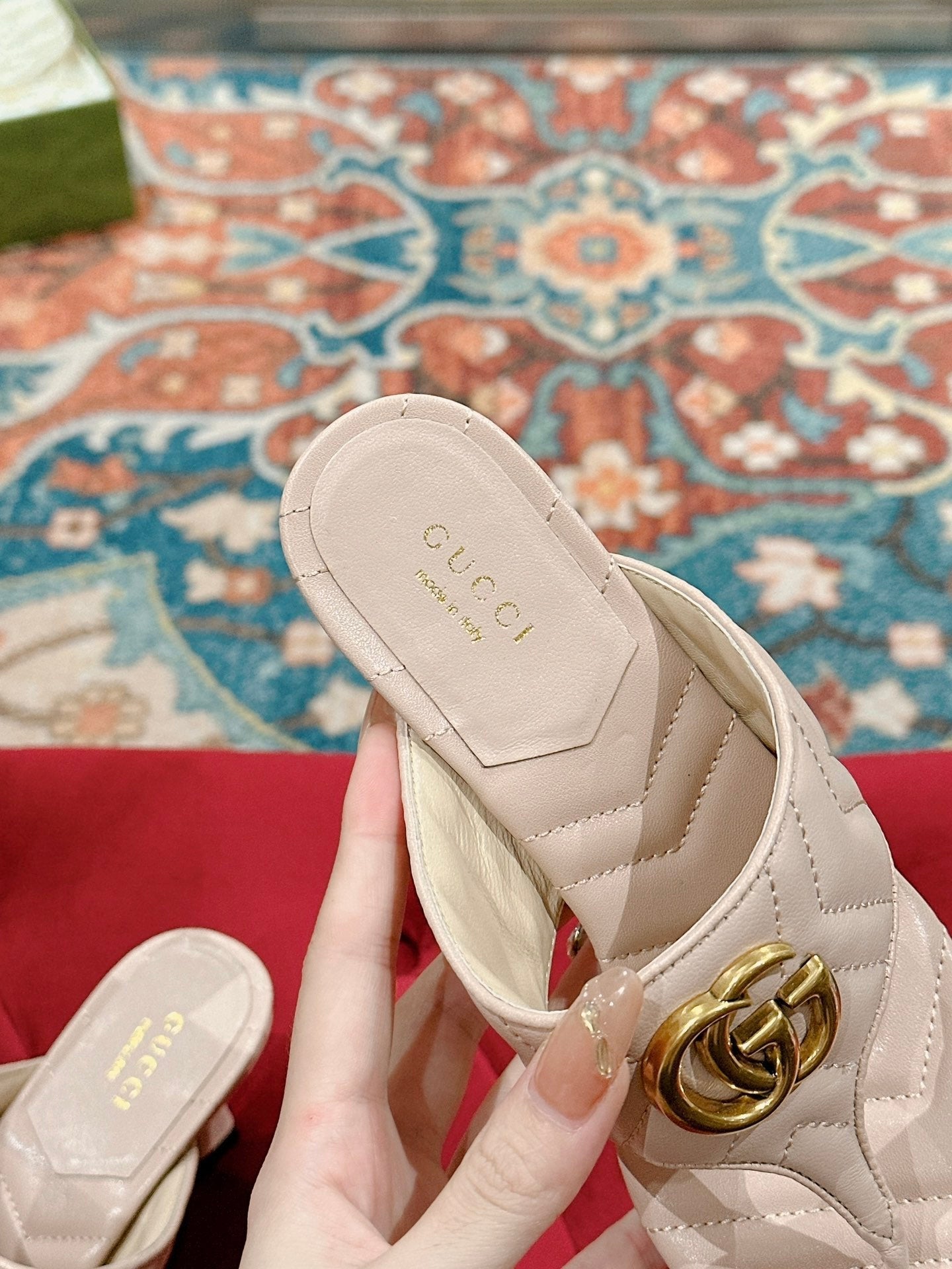 GUCCI HIGH THONG MULE 55MM IN BEIGE CREAM CALFSKIN WITH GOLD HARDWARE
