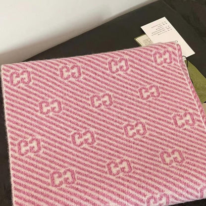 GUCCI SCARF 195 CM IN LIGHT PINK WOOL 401497