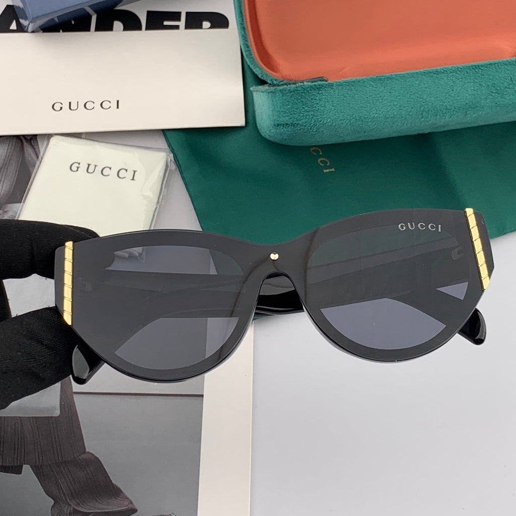GUCCI CAT EYE FRAME SUNGLASSES G82036 IN ACETATE