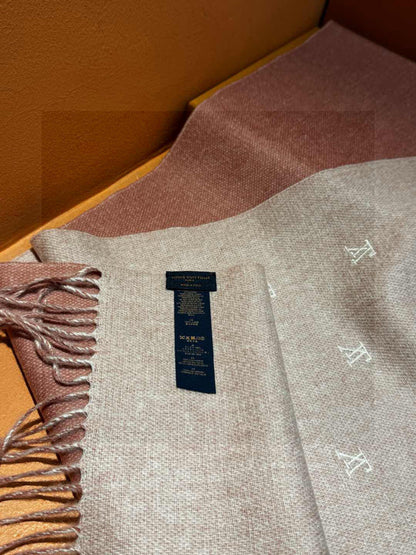 LOUIS VUITTON LV SCARF 180 CM IN CASHMERE 730572