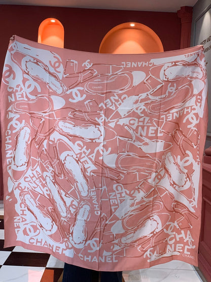 CHANEL 25S SCARF 135 CM IN CASHMERE SILK 941789