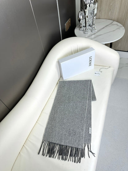 LOEWE SCARF 180 CM IN MOUSE GRAY CASHMERE 383862