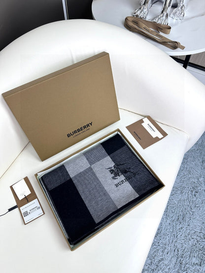 BURBERRY BBR SCARF 180 CM IN CASHMERE 531595