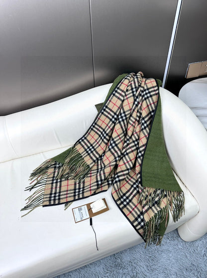 BURBERRY BBR SCARF IN CASHMERE 579410