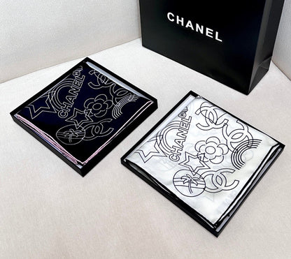CHANEL 25S SCARF 90 IN TWILL SILK 740294
