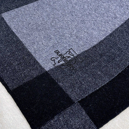 BURBERRY BBR SCARF 180 CM IN CASHMERE 697639