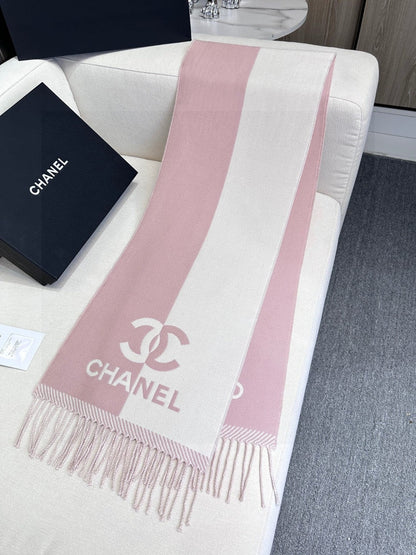 CHANEL 25S SCARF 184 IN MERINO WOOL 727322