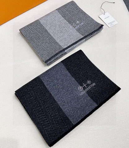 LOUIS VUITTON LV SCARF 180 CM IN CASHMERE 714295