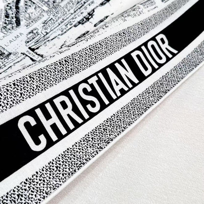 DIOR SCARF 110 CM IN SILK 730652