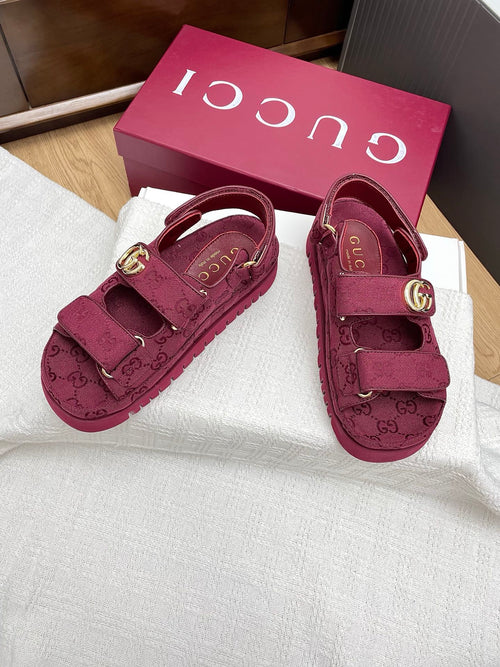 GUCCI CLASSIC SANDALS 25S IN RED FABRIC WITH GOLD HARDWARE