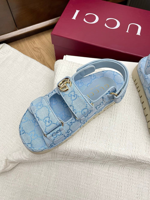 GUCCI CLASSIC SANDALS 25S IN SKY BLUE FABRIC WITH GOLD HARDWARE