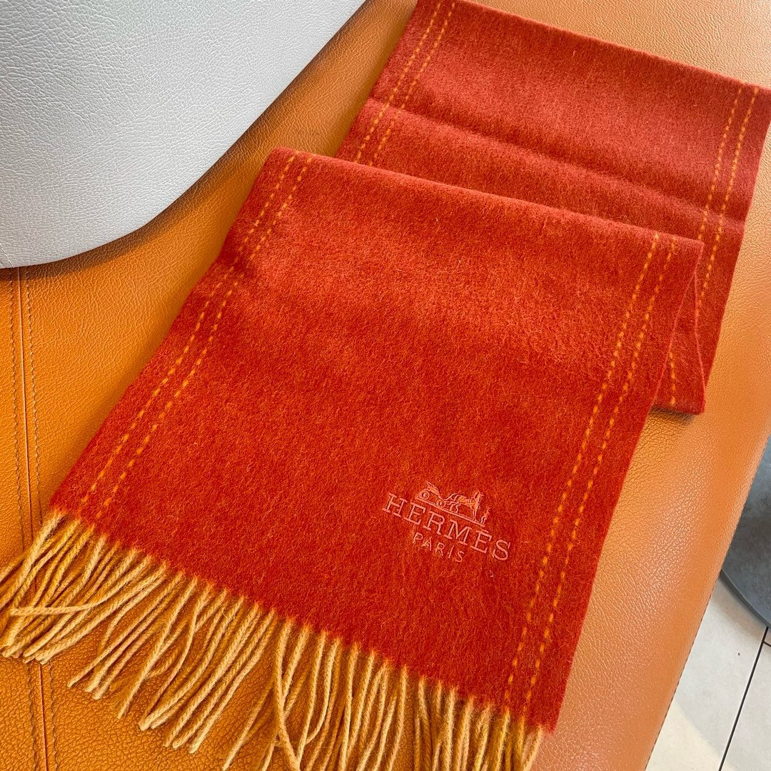 HERMES UNIE BRODEE GM MUFFLER IN SCARLET RED CASERE