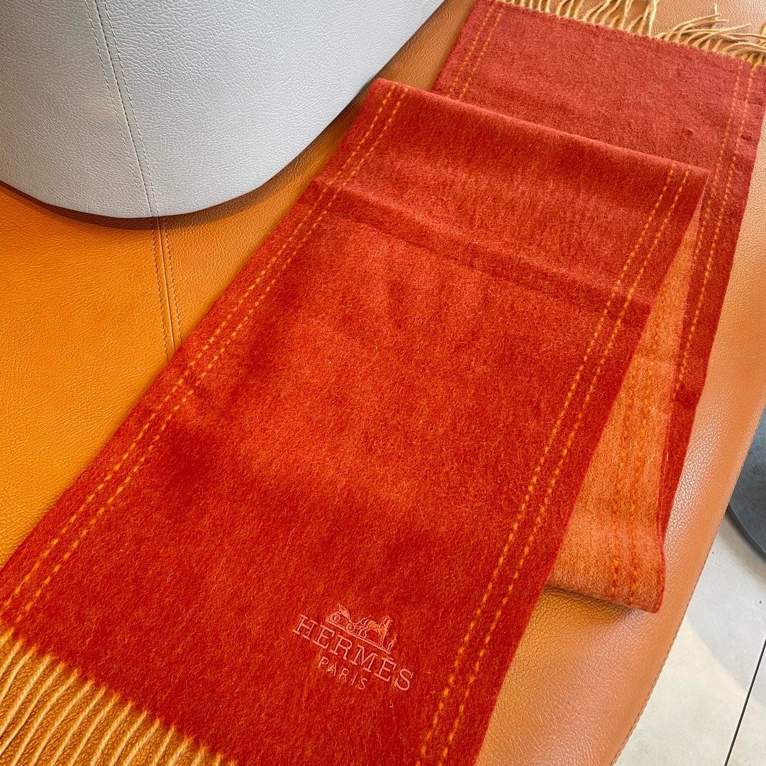 HERMES UNIE BRODEE GM MUFFLER IN SCARLET RED CASERE