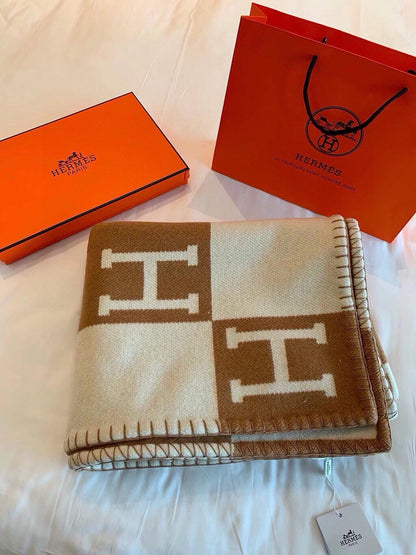 HERMES TIGRE BAYADERE BLANAVALON III THROW BLANKET IN CAMEL BROWN CASERE 407143