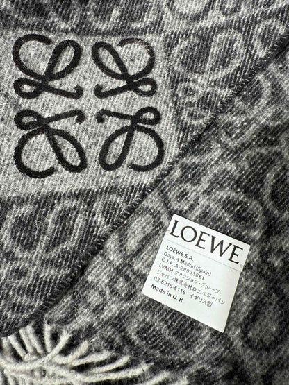 LOEWE 25S SCARF 180 IN CASHMERE WOOL 706573