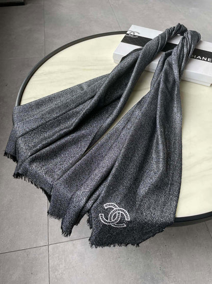 CHANEL SCARF 210 CM IN BLACK CASHMERE  402208