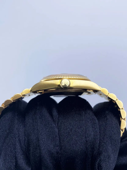 Rolex Gold Blue Diamond Datejust - Hình 5