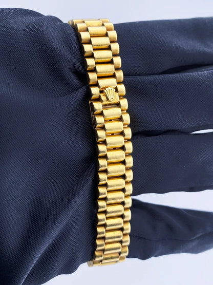 Rolex Gold Diamond Dial - Hình 6