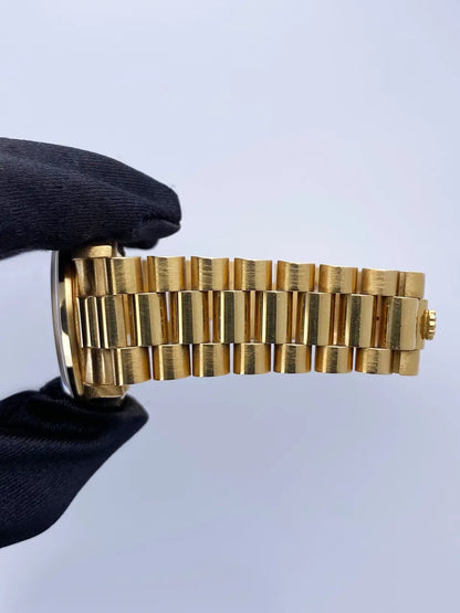 Rolex Gold Black Wood - Hình 9