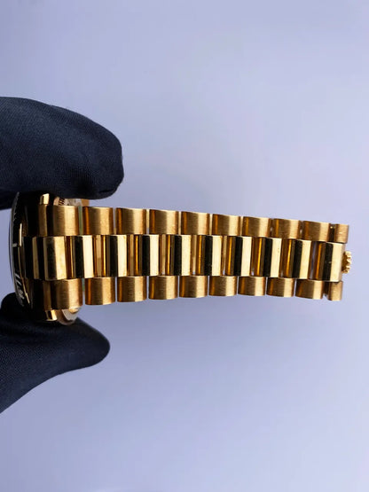 Rolex Yellow Gold Day-Date - Hình 9