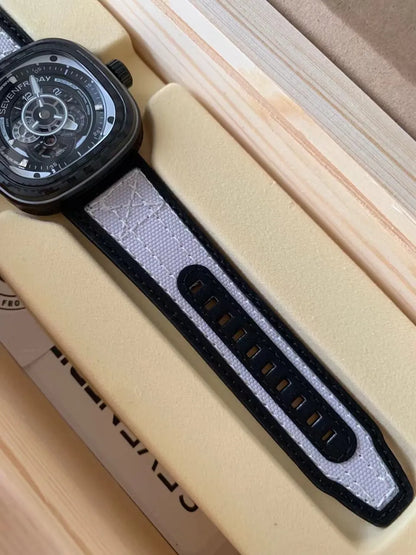 SevenFriday P3C/07 Watch - Hình 4